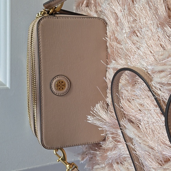 Authentic Tory Burch Double Zip Mini Bag - Picture 2 of 8